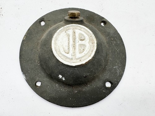 Cast iron wheel hub cap - cast,